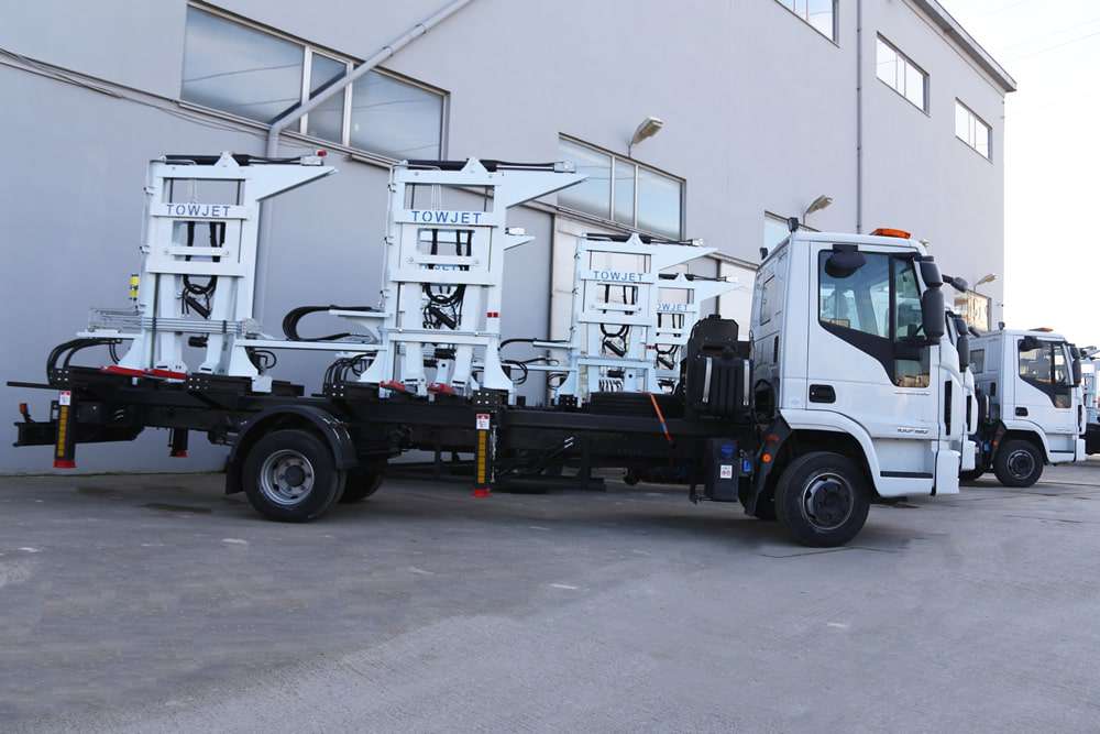 Towjet Side Loader