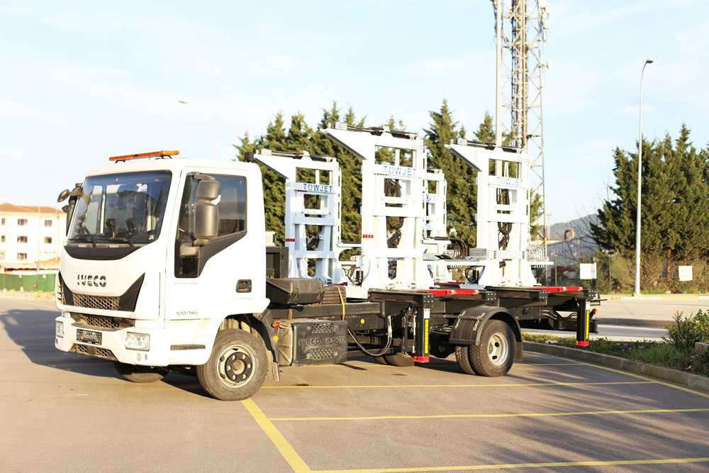 Towjet Side Loader