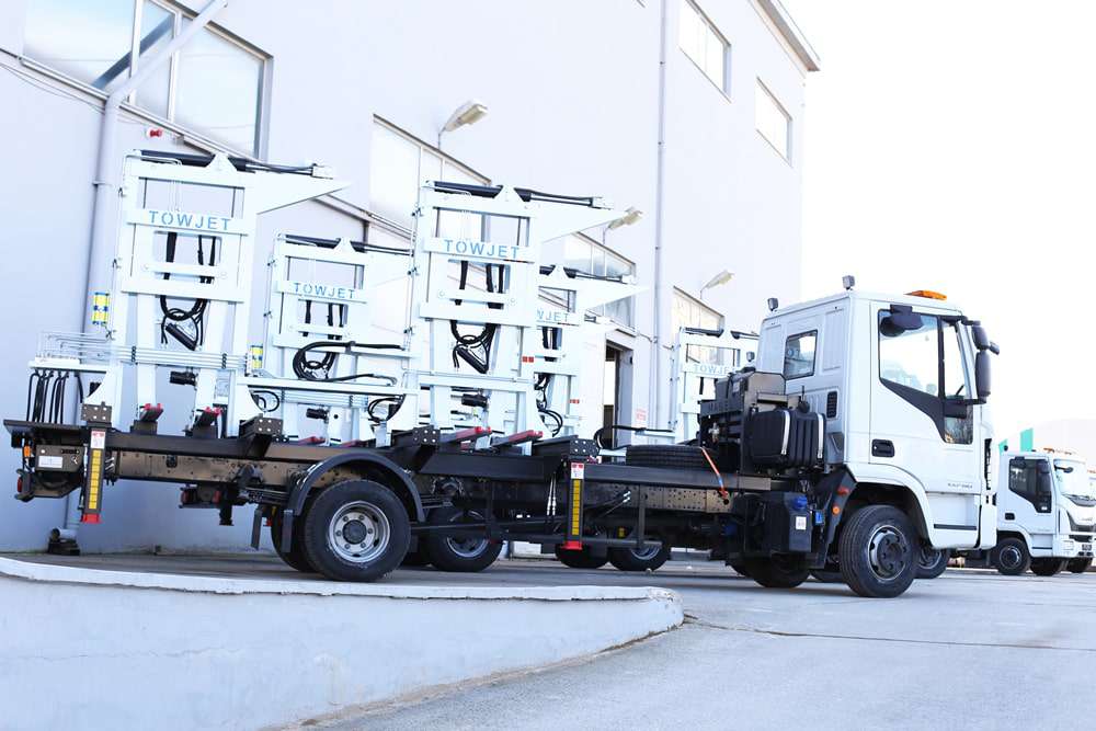 Towjet Side Loader